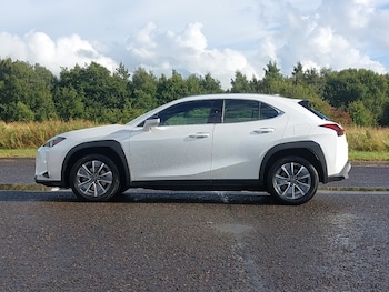 Used Lexus UX 2024 for sale - 76102932: Photo