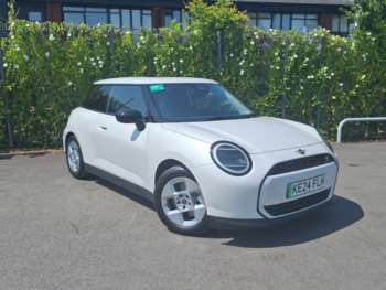 2024 - 160kW SE Classic [Level 2] 54kWh 3dr Auto