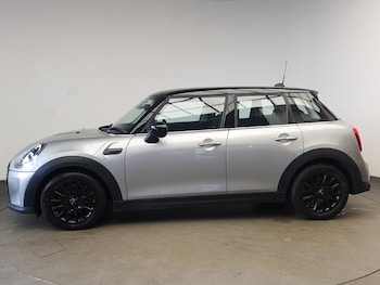 Used MINI Hatch 2023 for sale - 77762052: Photo