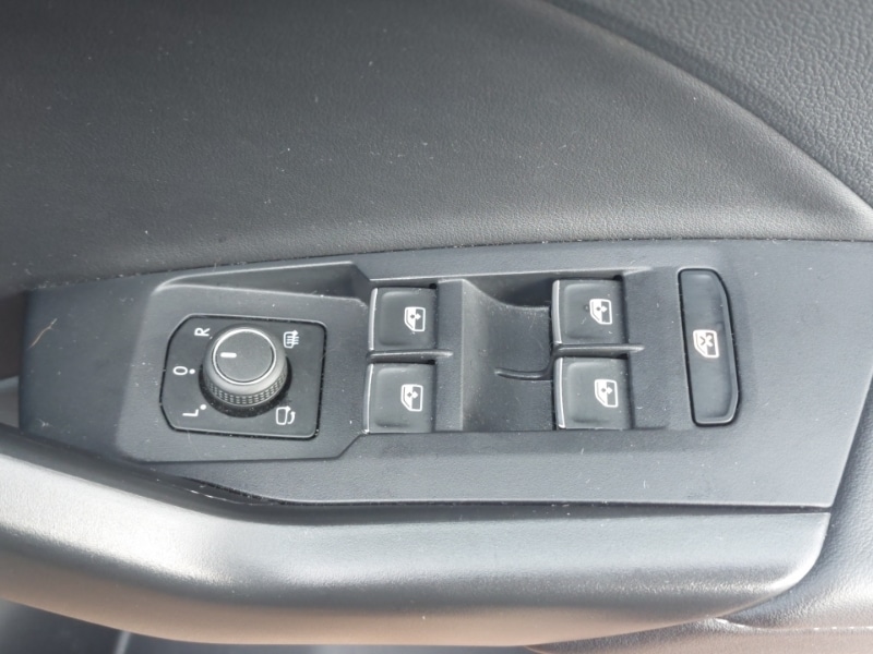 Used Volkswagen T-Cross 2024 for sale - 76652005: Photo 11