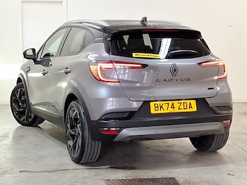 Used Renault Captur 2024 for sale - 76353953: Photo