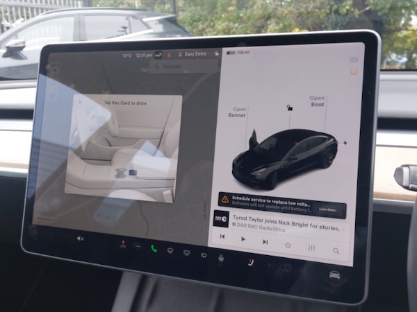 Used Tesla Model 3 2021 for sale - 76246398: Photo 10