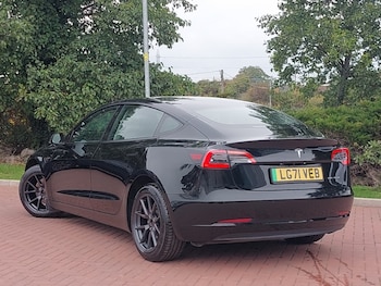 Used Tesla Model 3 2021 for sale - 76246398: Photo 3
