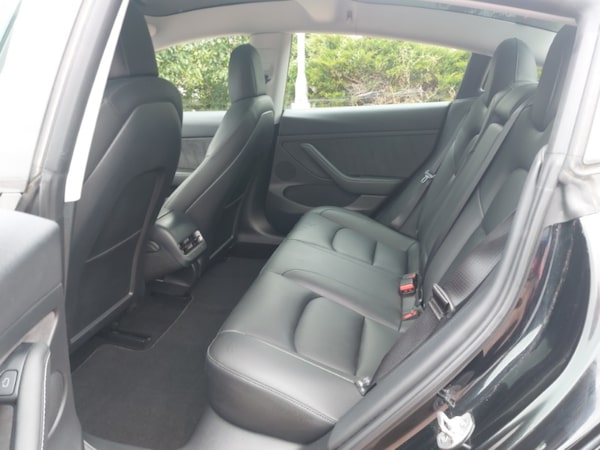 Used Tesla Model 3 2021 for sale - 76246398: Photo 6