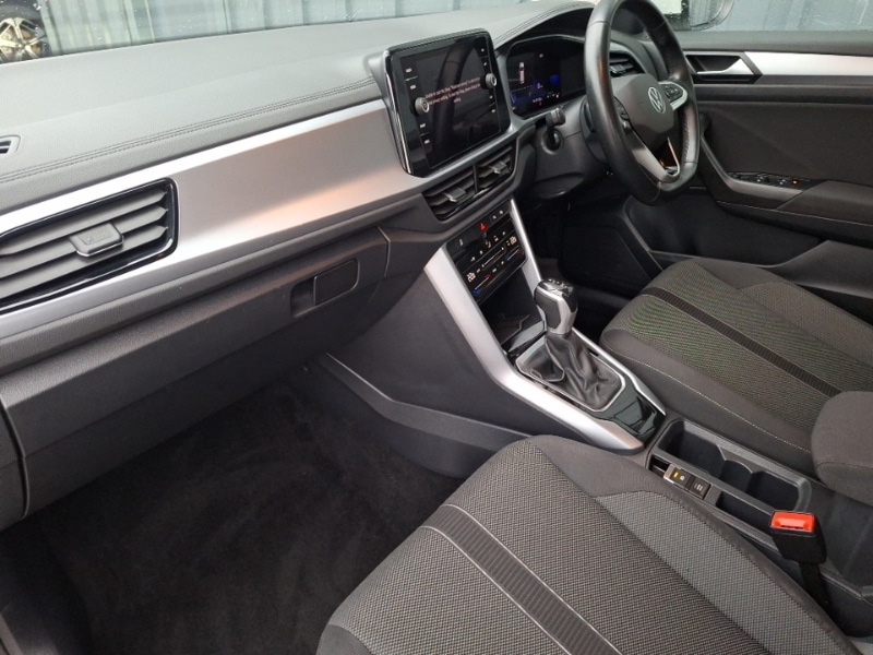 Used Volkswagen T-Roc 2022 for sale - 77024975: Photo 5