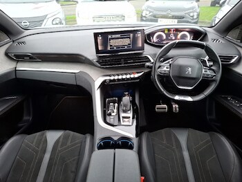 Used Peugeot 3008 2022 for sale - 77252999: Photo