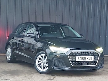 Used Audi A1 2019 for sale - 76310298: Photo