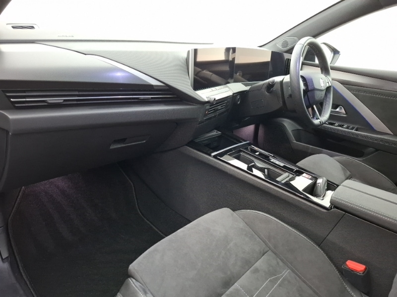 Used Vauxhall Astra 2023 for sale - 76925448: Photo 5