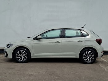 Used Volkswagen Polo 2024 for sale - 78952515: Photo