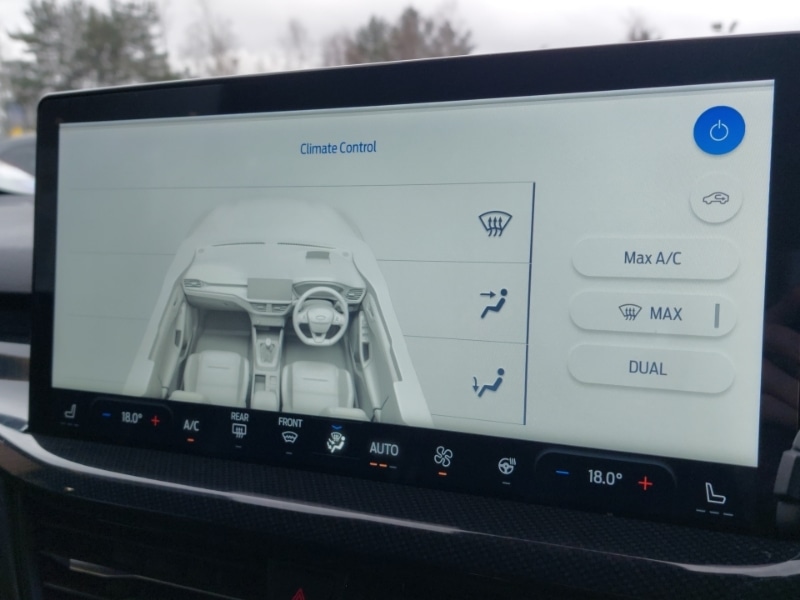 Used Ford Focus 2023 for sale - 78032312: Photo 11