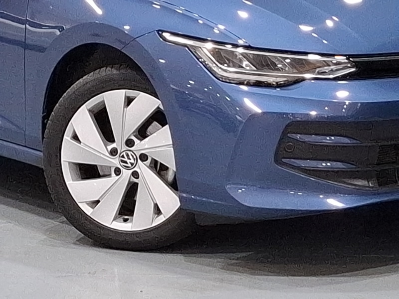 Used Volkswagen Golf 2024 for sale - 76465911: Photo 9