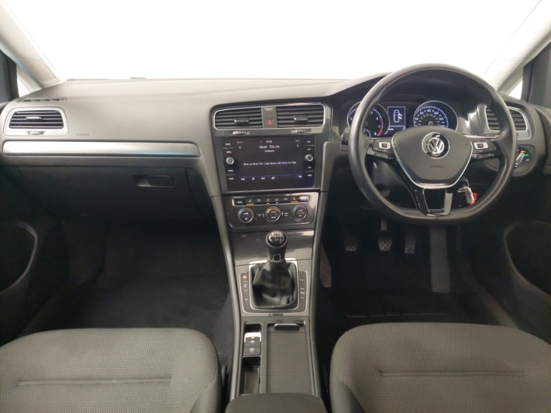 Used Volkswagen Golf 2020 for sale - 77752266: Photo 2