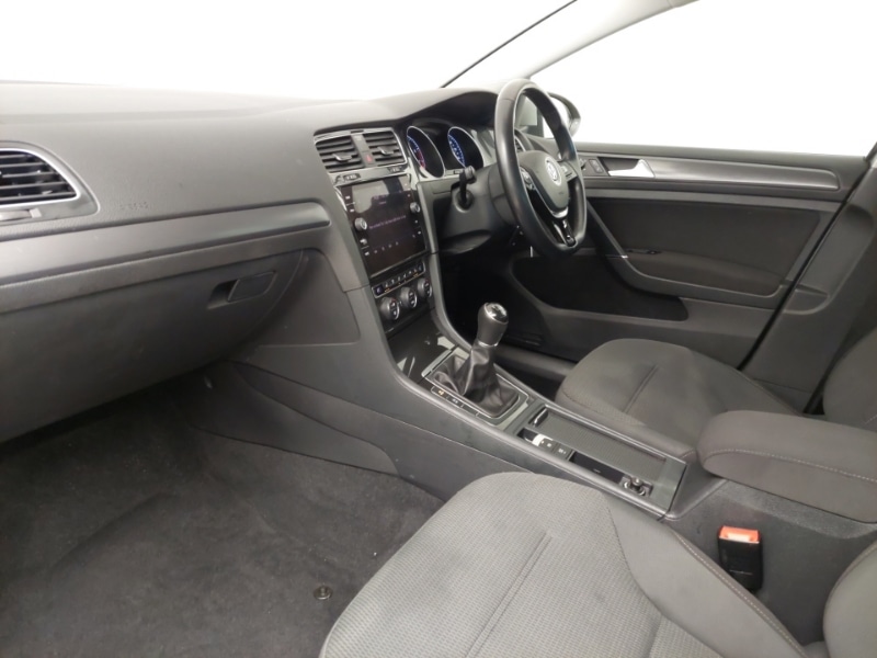 Used Volkswagen Golf 2020 for sale - 77752266: Photo 5