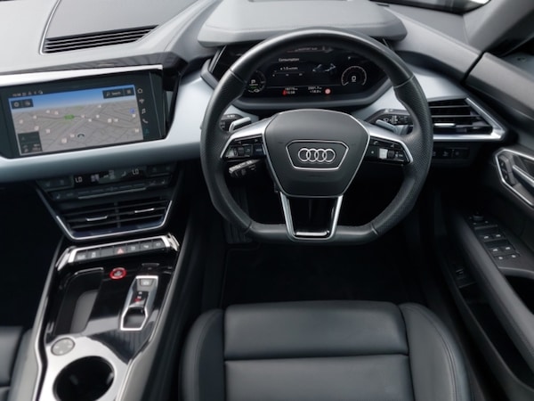 Used Audi e-tron GT 2022 for sale - 76265193: Photo 7