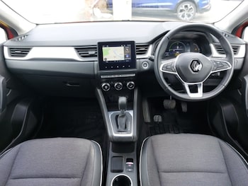 Used Renault Captur 2023 for sale - 78498418: Photo