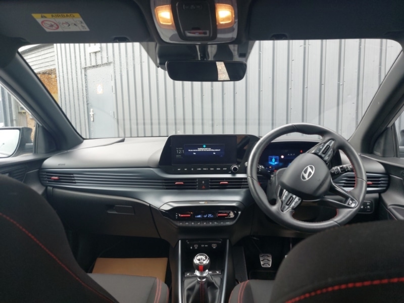 Used Hyundai i20 2024 for sale - 77818619: Photo 2