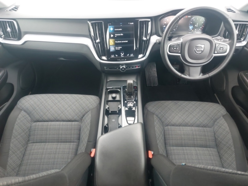 Used Volvo V60 2021 for sale - 77142700: Photo 2