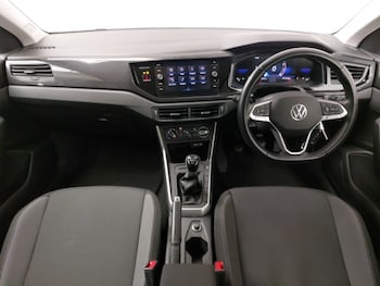 Used Volkswagen Polo 2024 for sale - 77985520: Photo