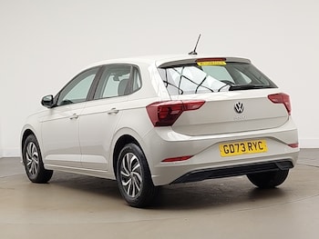 Used Volkswagen Polo 2024 for sale - 77985520: Photo