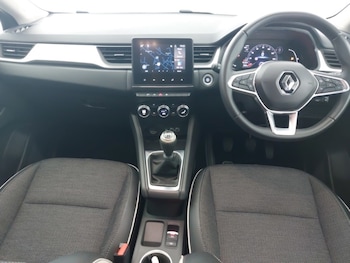 Used Renault Captur 2024 for sale - 79555338: Photo