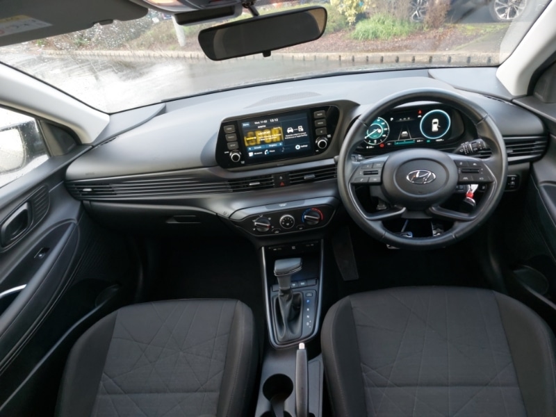 Used Hyundai BAYON 2023 for sale - 77563289: Photo 2