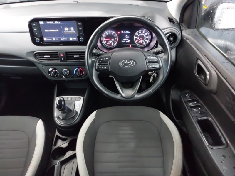 Used Hyundai i10 2023 for sale - 77767761: Photo 7