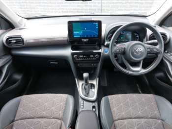 Used Toyota Yaris Cross 2022 for sale - 75278738: Photo