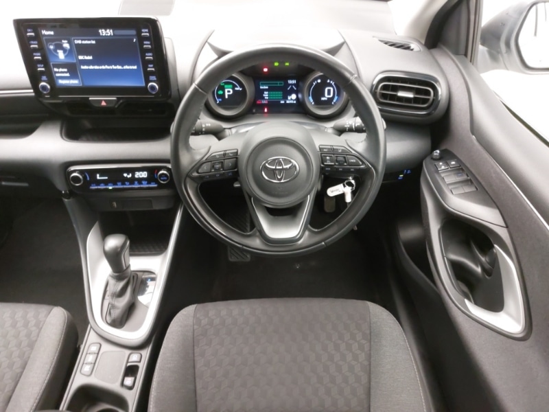 Used Toyota Yaris 2023 for sale - 77449113: Photo 7