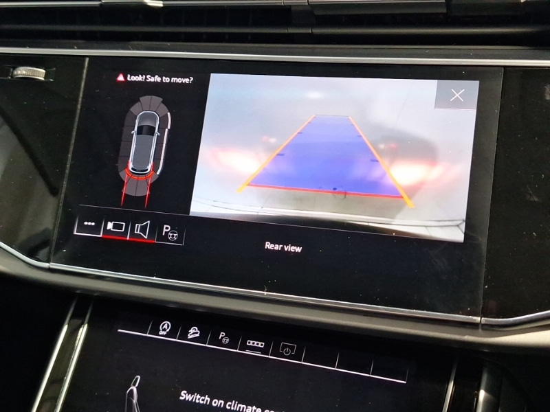 Used Audi Q7 2023 for sale - 77817482: Photo 10