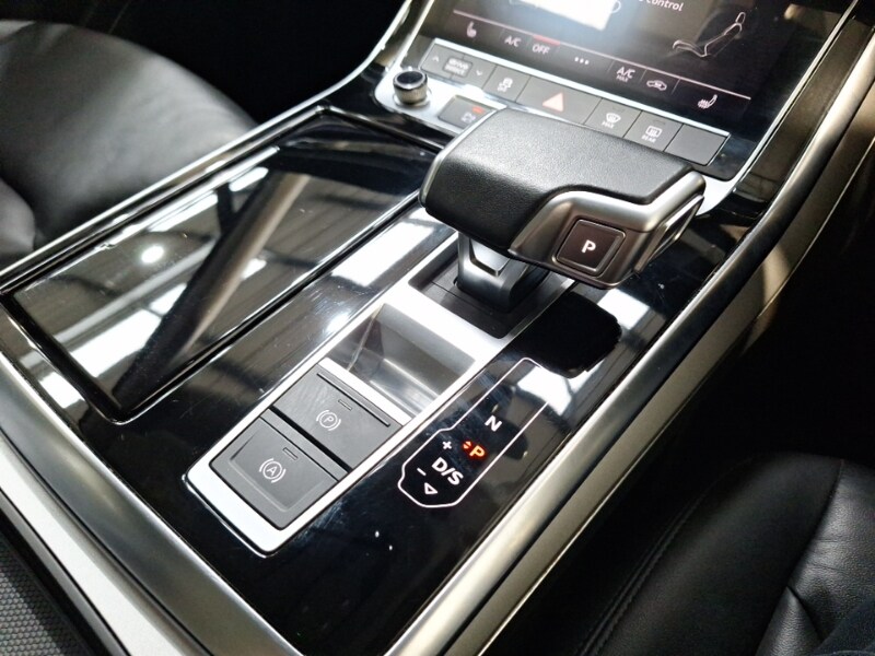 Used Audi Q7 2023 for sale - 77817482: Photo 11