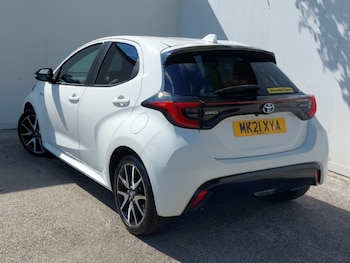 Used Toyota Yaris 2021 for sale - 79485933: Photo