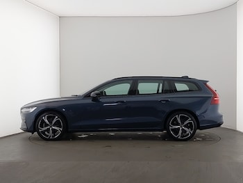 Used Volvo V60 2025 for sale - 78972539: Photo