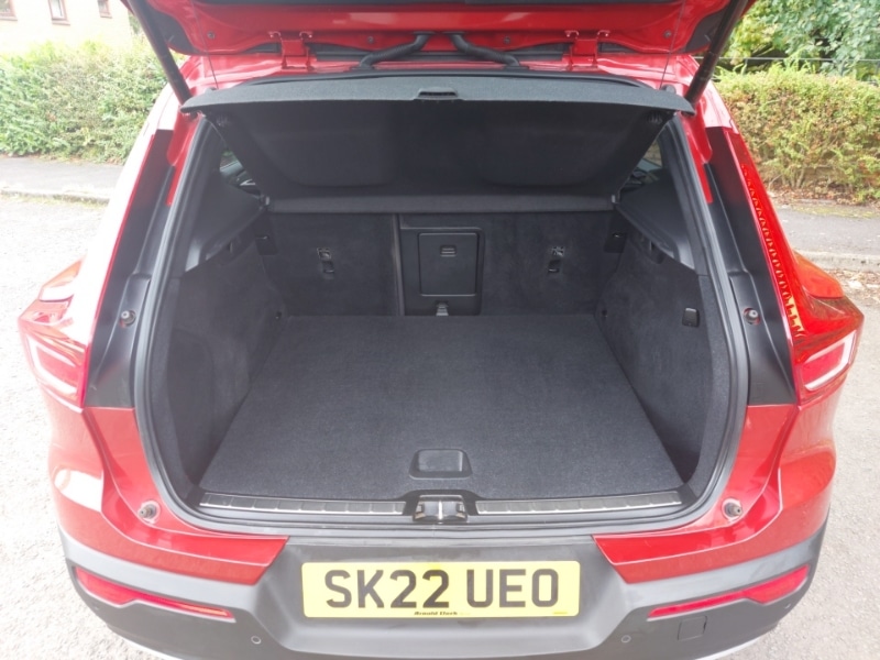 Used Volvo XC40 2022 for sale - 76540617: Photo 8