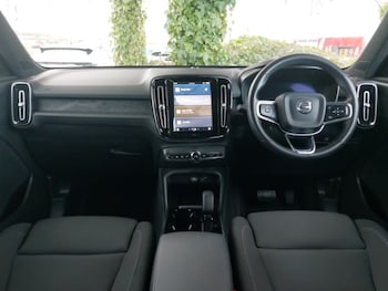 Used Volvo XC40 2022 for sale - 77055337: Photo