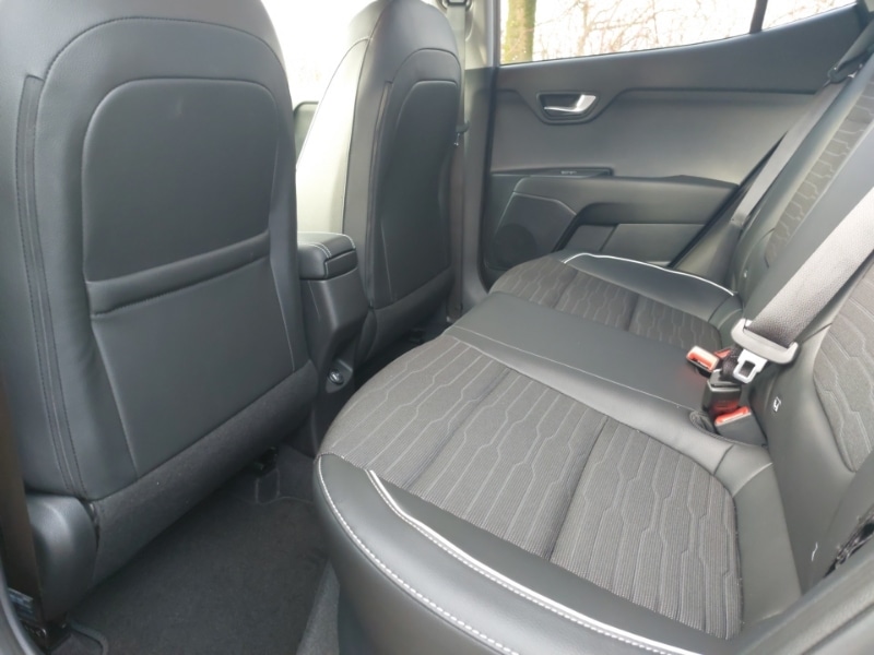 Used Kia Stonic 2025 for sale - 77361157: Photo 6