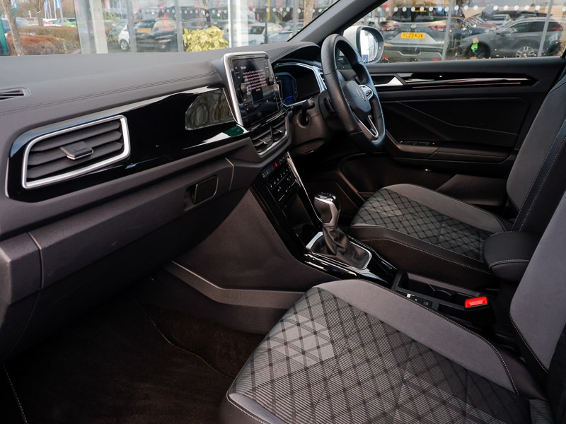 Used Volkswagen T-Roc 2022 for sale - 77174357: Photo 5