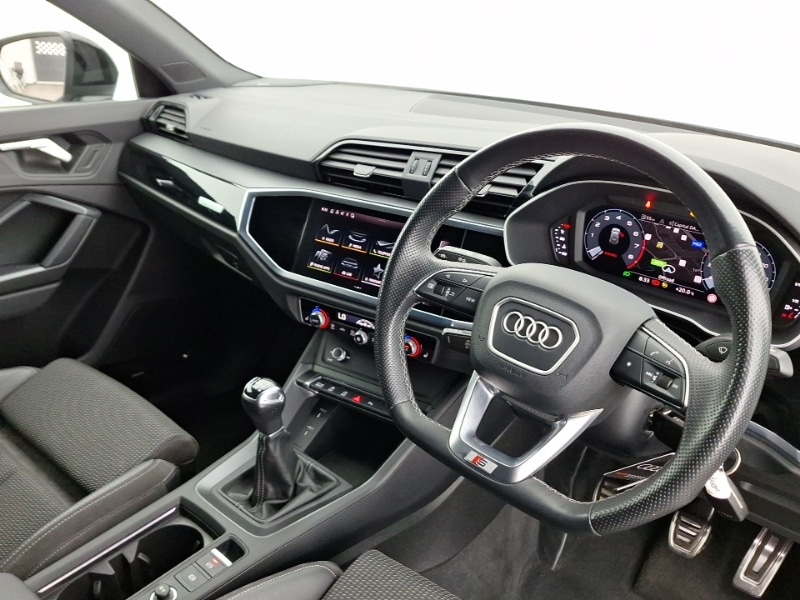 Used Audi Q3 2022 for sale - 76578759: Photo 11