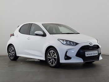 Used Toyota Yaris 2023 for sale - 79152977: Photo