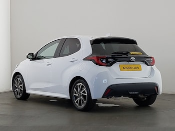 Used Toyota Yaris 2023 for sale - 79152977: Photo