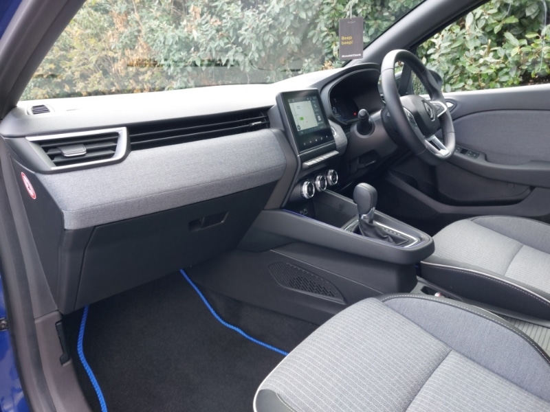 Used Renault Clio 2024 for sale - 76169318: Photo 5