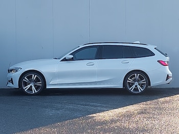 Used BMW 3 Series 2020 for sale - 77373516: Photo