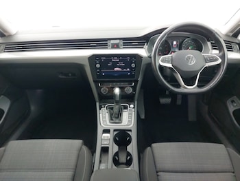 Used Volkswagen Passat 2021 for sale - 77358074: Photo