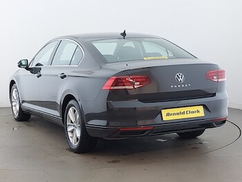 Used Volkswagen Passat 2021 for sale - 77358074: Photo