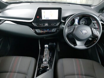 Used Toyota C-HR 2023 for sale - 77717565: Photo
