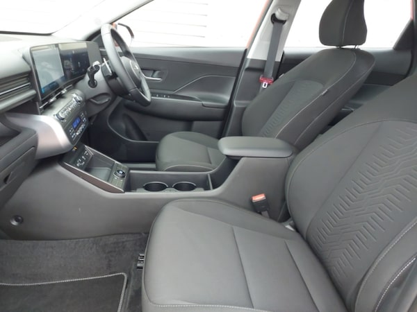 Used Hyundai KONA 2025 for sale - 76160127: Photo 5