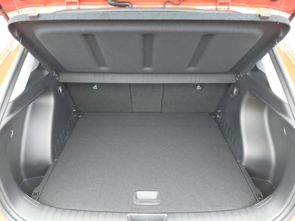 Used Hyundai KONA 2025 for sale - 76160127: Photo 8