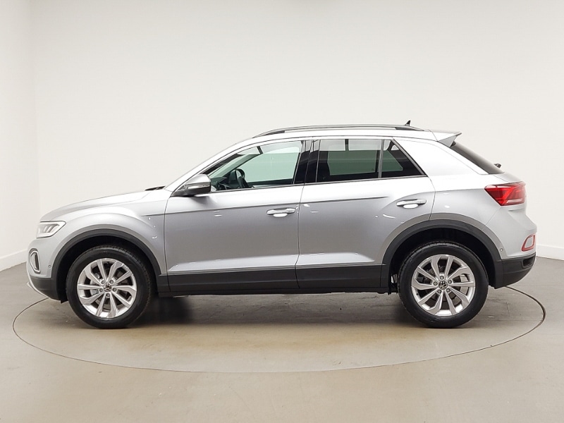 Used Volkswagen T-Roc 2024 for sale - 76925561: Photo 5