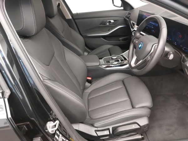 Used BMW 3 Series 2024 for sale - 76335451: Photo 6