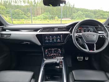 Used Audi Q8 2023 for sale - 79641559: Photo