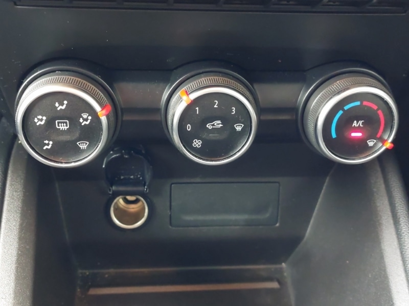 Used Renault Clio 2020 for sale - 77954717: Photo 11